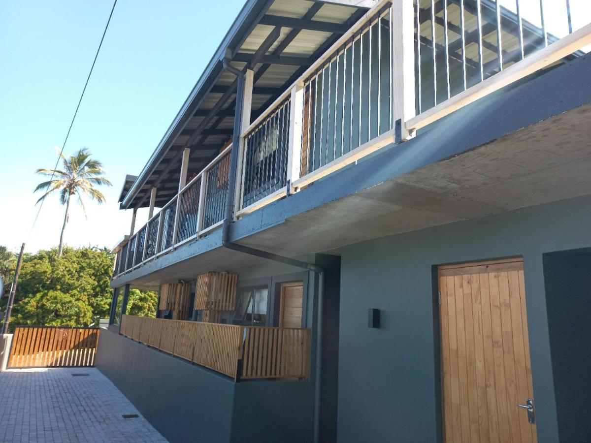 Le Bezz Guesthouse Ballito Exterior photo