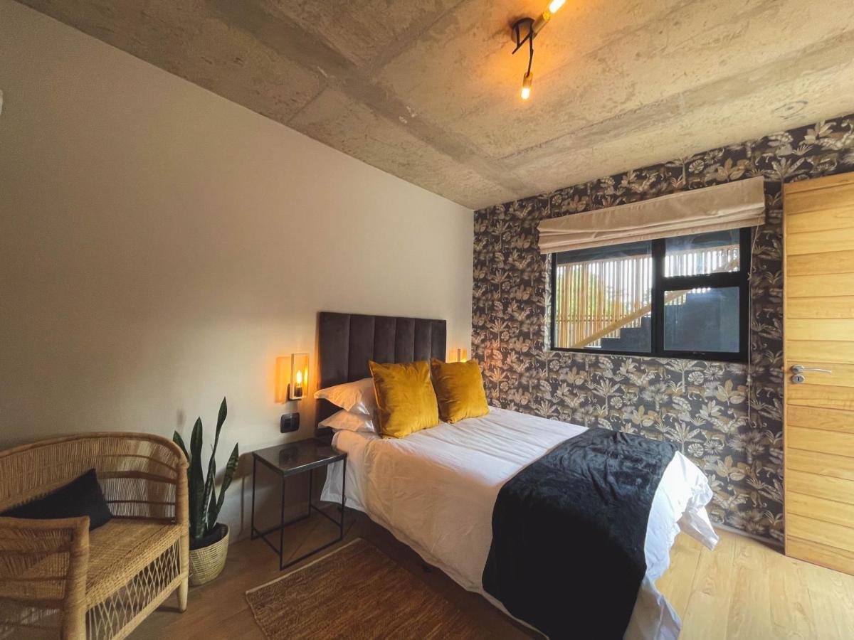 Le Bezz Guesthouse Ballito Exterior photo