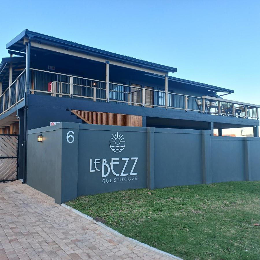 Le Bezz Guesthouse Ballito Exterior photo